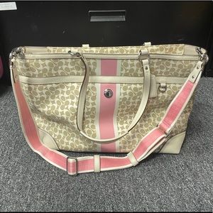 Coach Diaper Bag BARLEY USED ✨